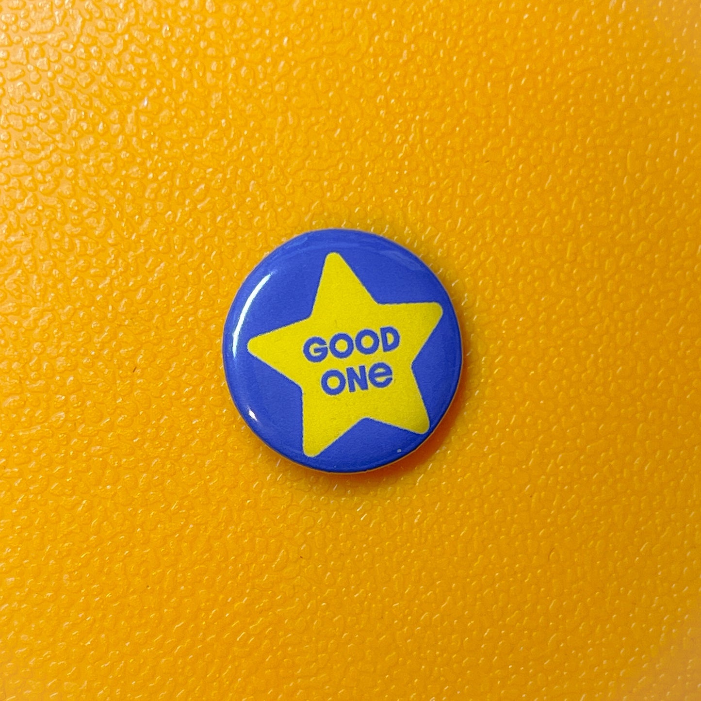 Good One star button pin badge 25mm 90s inspired